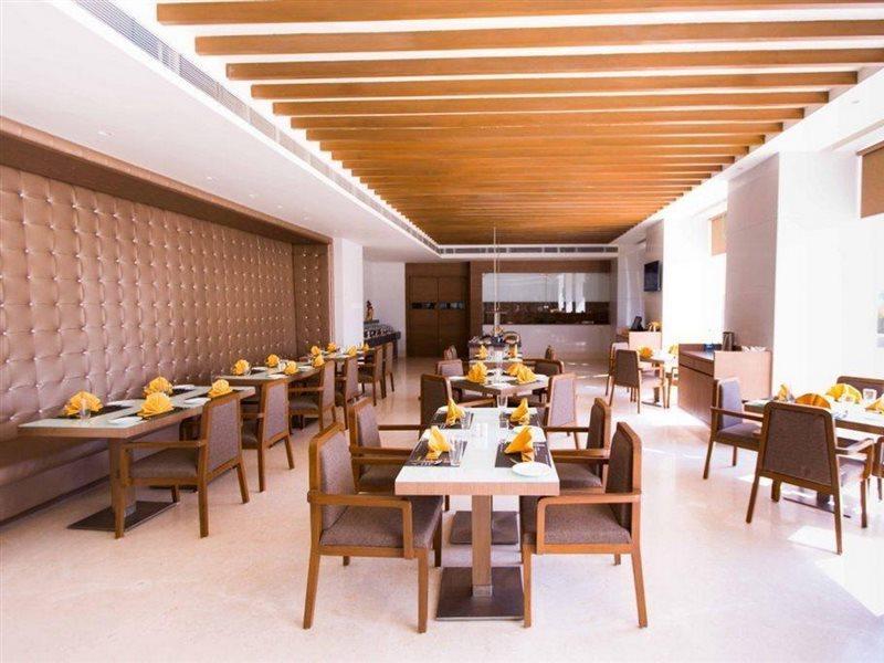 فندق جراند إكزوتيكا بيزنس Pimpri-Chinchwad المظهر الخارجي الصورة