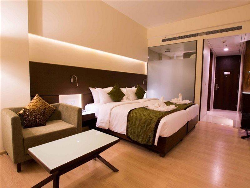 فندق جراند إكزوتيكا بيزنس Pimpri-Chinchwad المظهر الخارجي الصورة