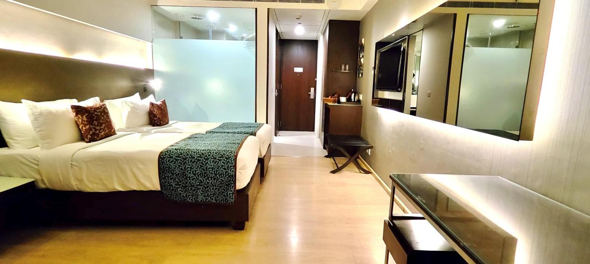 فندق جراند إكزوتيكا بيزنس Pimpri-Chinchwad المظهر الخارجي الصورة