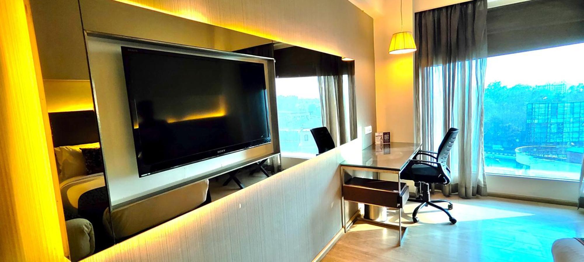 فندق جراند إكزوتيكا بيزنس Pimpri-Chinchwad المظهر الخارجي الصورة